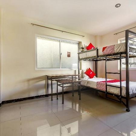 Oyo 842 City Smiles Apartelle San Juan  Luaran gambar