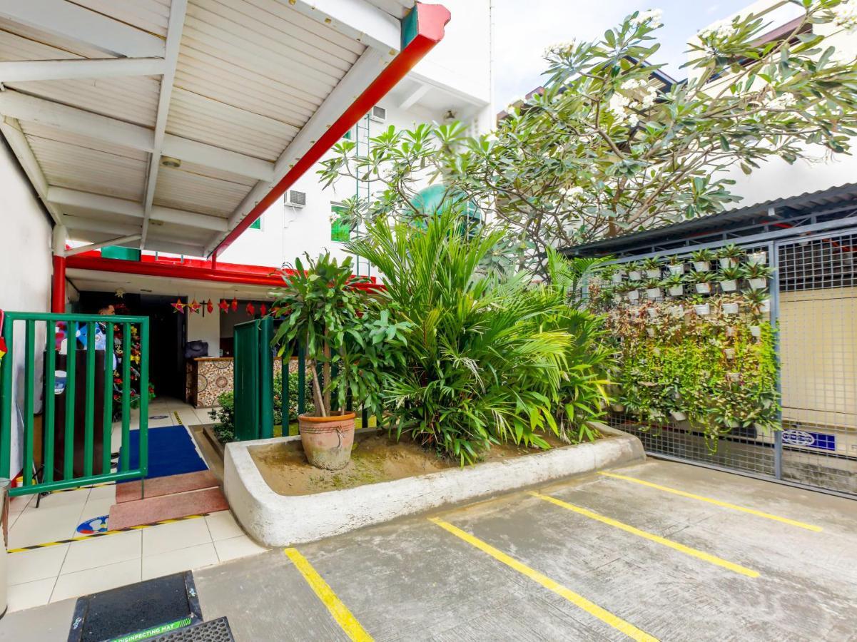 Oyo 842 City Smiles Apartelle San Juan  Luaran gambar